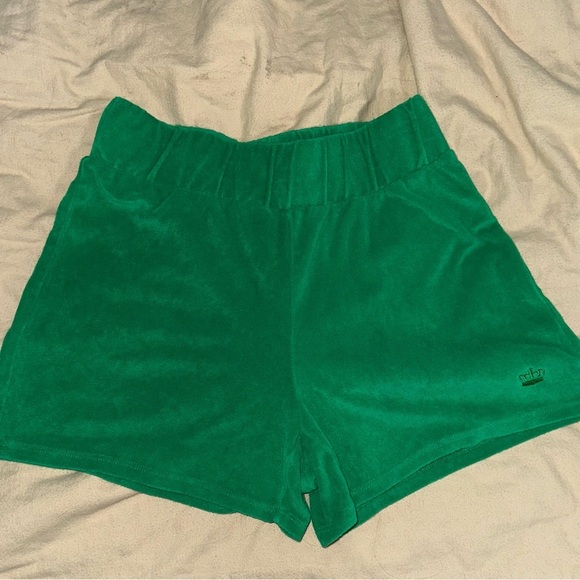 Juicy Couture green velour shorts - Picture 2 of 5